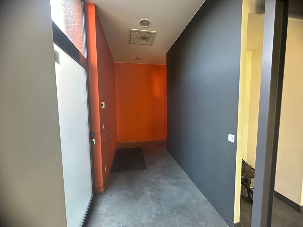 Vente Appartement À vendre ! Loft à aménager de 120 m² avec terrasse, parking et nombreux atouts Lomme