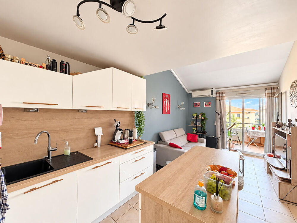Vente Appartement Appartement Fréjus 3 pièces en DUPLEX BASE NATURE Frejus