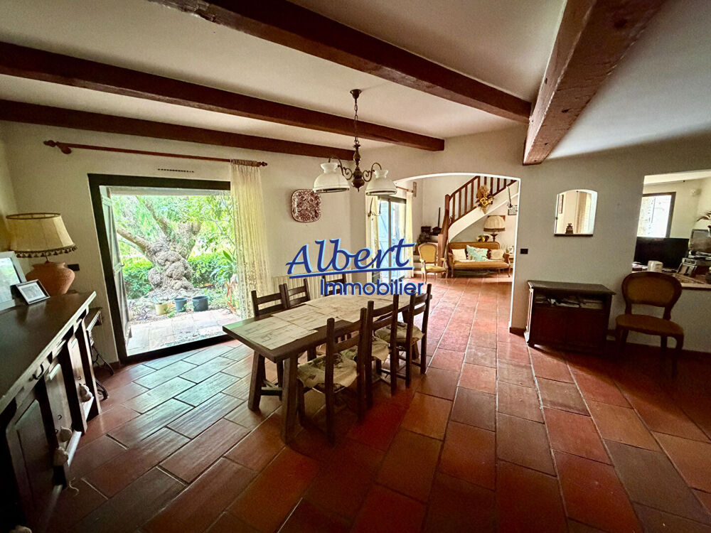 Vente Maison Villa Ollioules 6 pièce(s) 177.11 m2 Ollioules