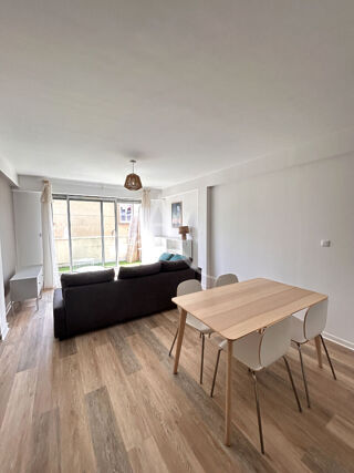  Appartement à louer 1 pièce 34 m²
