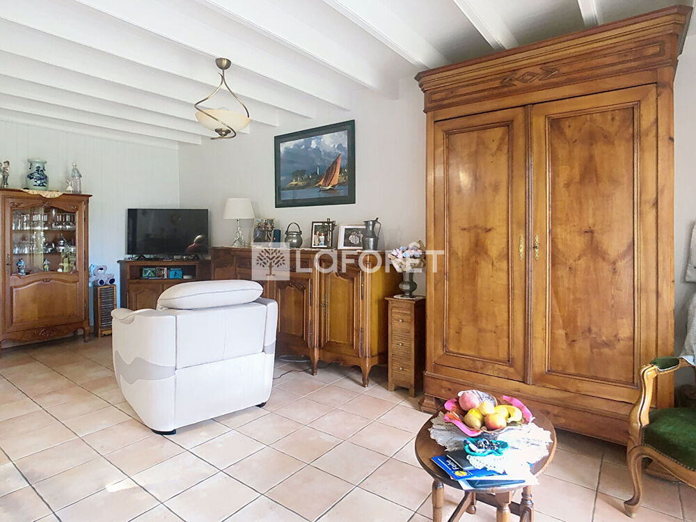 Vente Maison Maison Quelneuc 2 chambres jardin garage cave terrain constrcutible Quelneuc