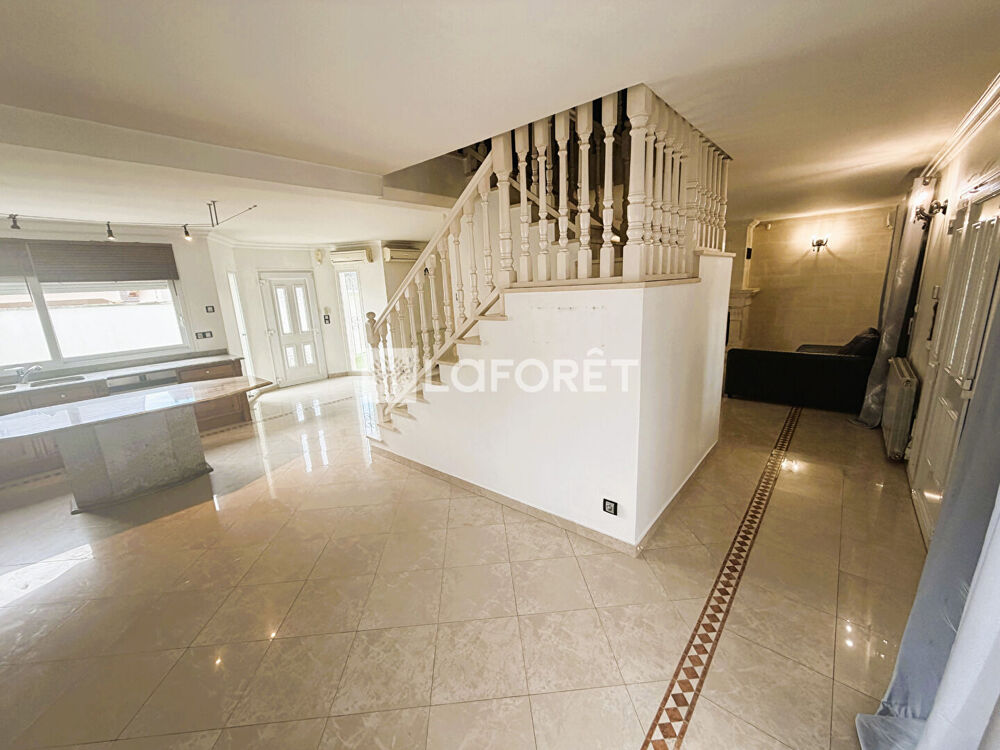 Maison Les Pavillons Sous Bois 5 pièce(s) 130 m2