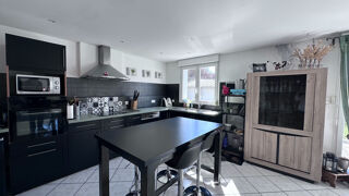  Maison  vendre 6 pices 137 m