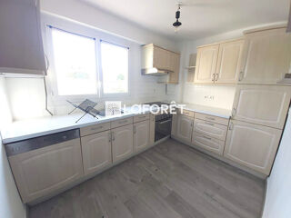  Appartement à louer 3 pièces 69 m²