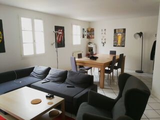  Appartement à louer 4 pièces 96 m²