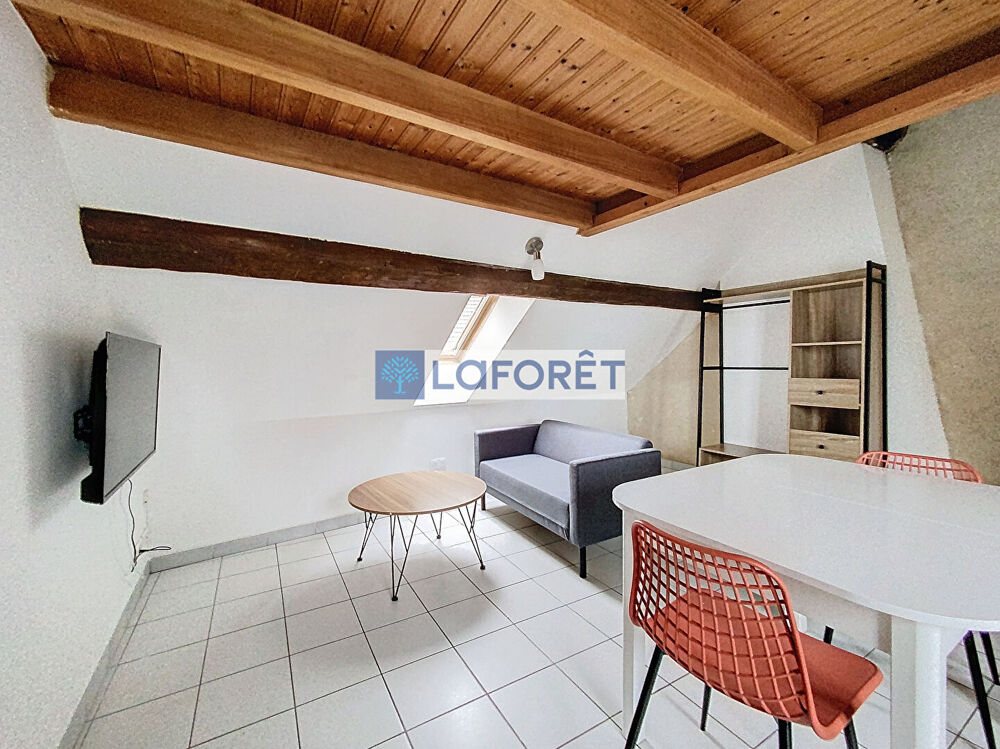 Location Appartement Studio meublé centre ville proche école d'infirmière Neufchateau
