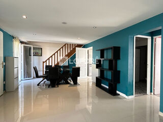  Maison à louer 4 pièces 82 m²
