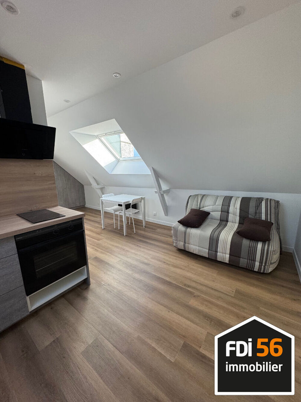 Location Appartement À LOUER - MEUBLÉ REFAIT À NEUF LORIENT - 25,93m2 au sol - rue Duliscouet Lorient