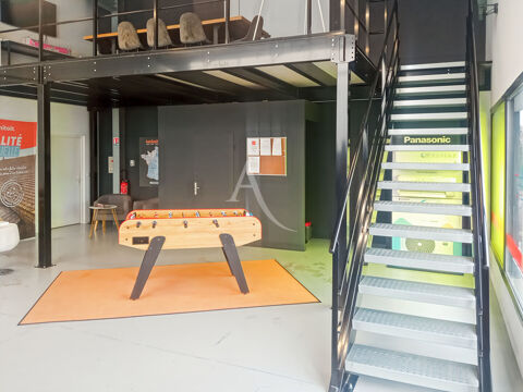   CHALLANS LOCAL COMMERCIAL de 162 m² 