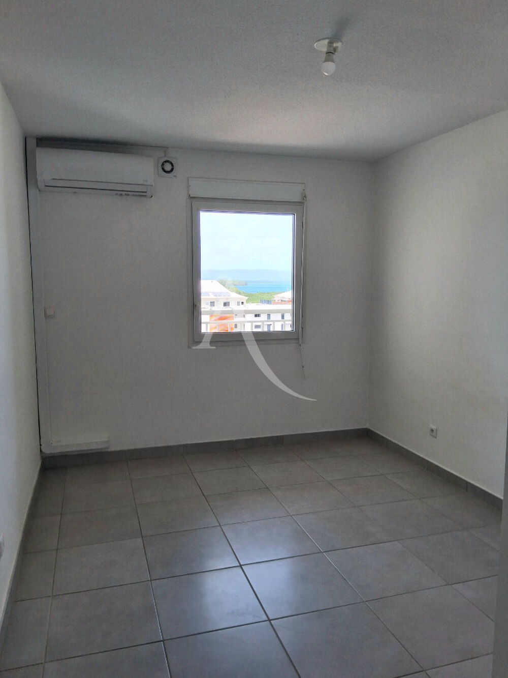 Location Appartement Appartement T2 Fort De France  Etang Z'Abricot 48.03 m2 avec terrasse Fort de france