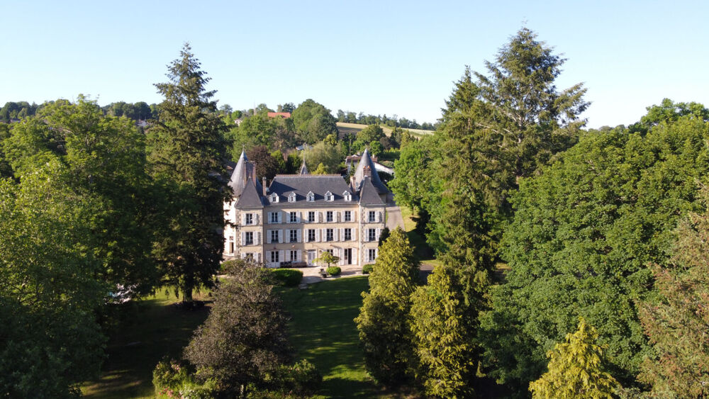 HAUTE VIENNE - Proche Limoges - Château Entièrement Rénové