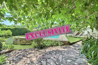 Vente Appartement Haut de villa avec piscine privative Mougins