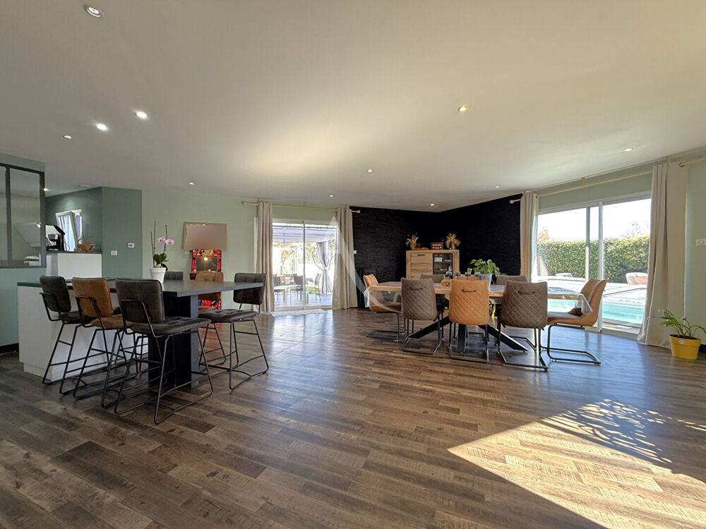 Vente Maison Maison La Chapelle Achard 216 m² - 7 pièces La chapelle achard