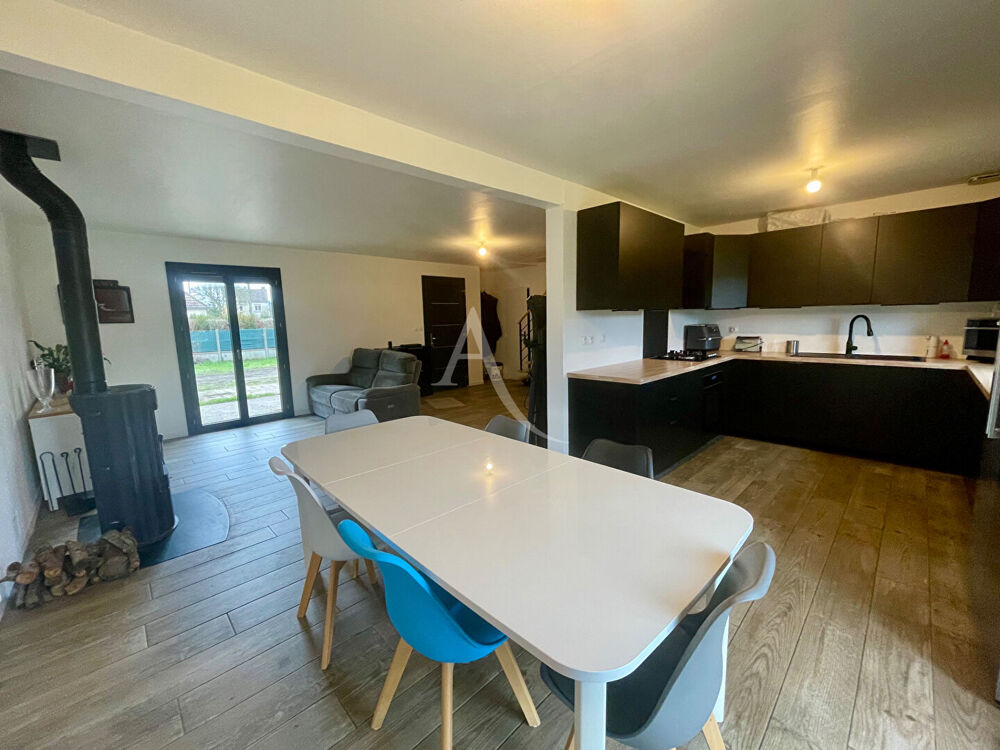 Vente Maison Maison 6 pi�ces 105m2 Leves