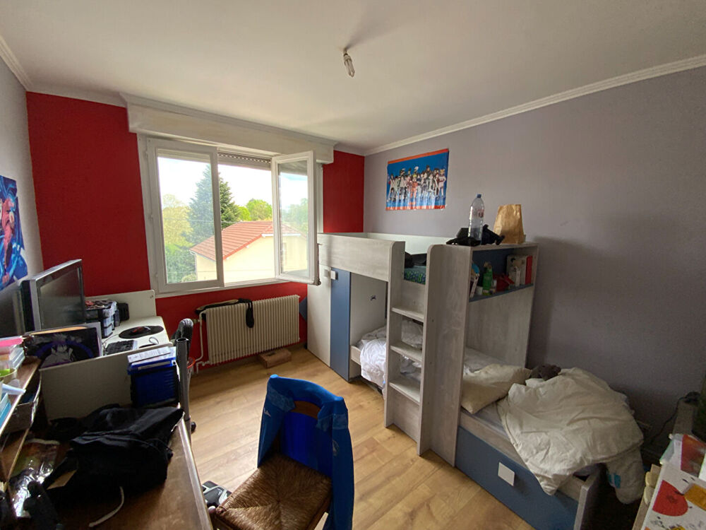 Vente Maison TORCY - Quartier résidentiel - Pavillon élevé sur sous-sol complet de 123 m² hab. (5 chambres) Torcy