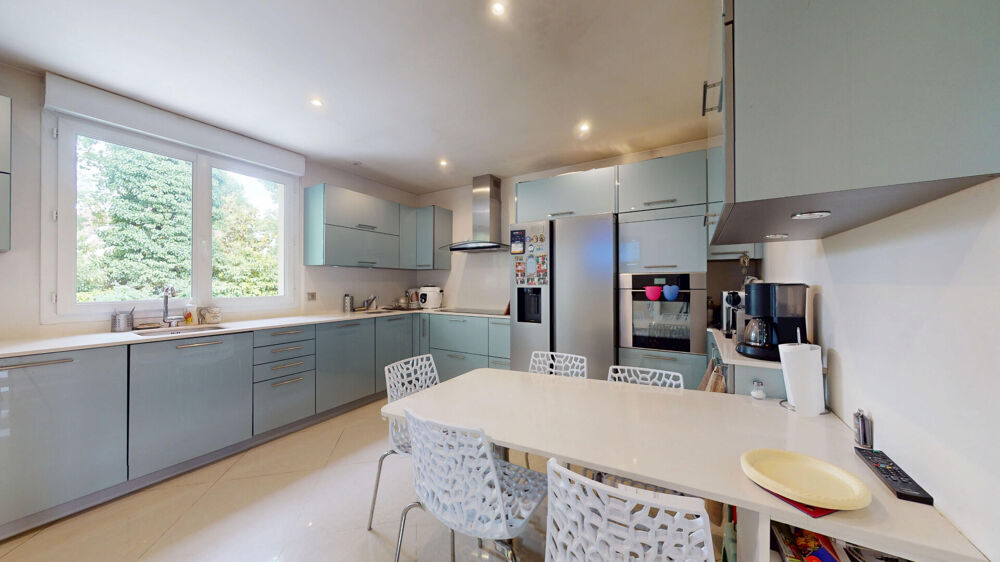 VILLEMOMBLE PETIT RAINCY MAISON FAMILIALE CONTEMPORAINE AVEC JARDIN ET GARAGE XXL 160 m2