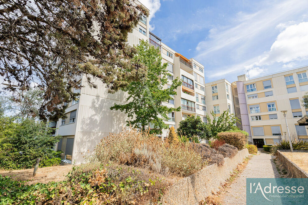 Vente Appartement Bel appartement 4 pièces Résidence Le Jardin des Lys Les Ulis Les ulis