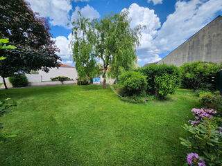  Maison  vendre 7 pices 174 m