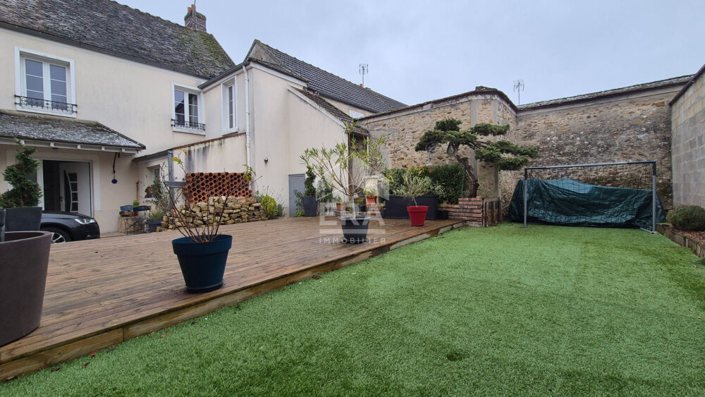 Vente Maison Maison BRIARDE 6 pièce(s) 140 m2 Brie comte robert