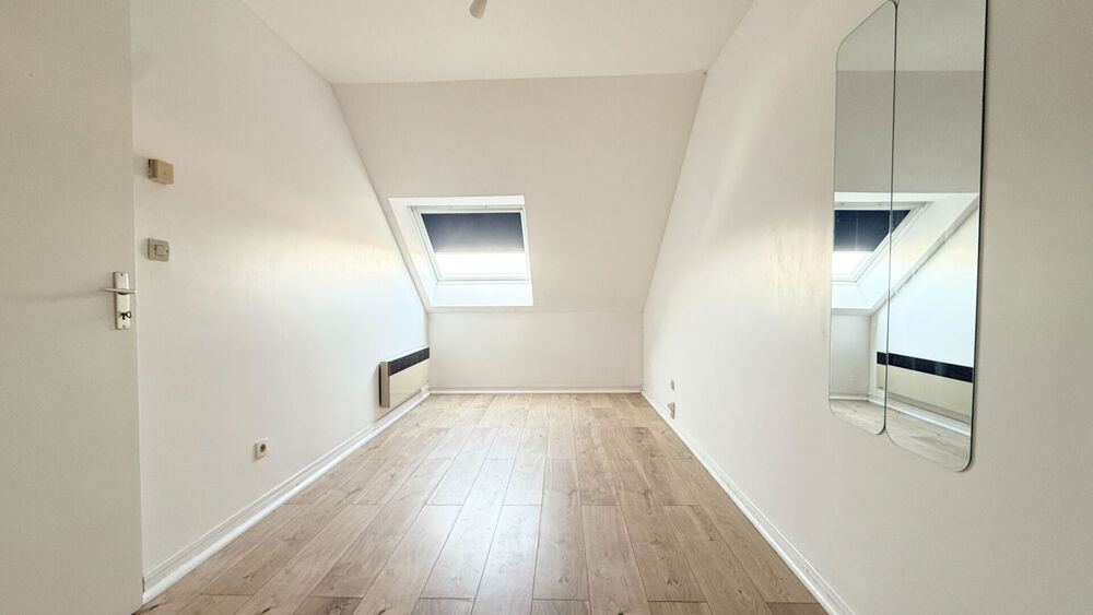 Vente Appartement EXCLUSIVITE : DUPLEX  LILLE VAUBAN / LA CATHO PARKING PRIVATIF 1 CHAMBRE Lille