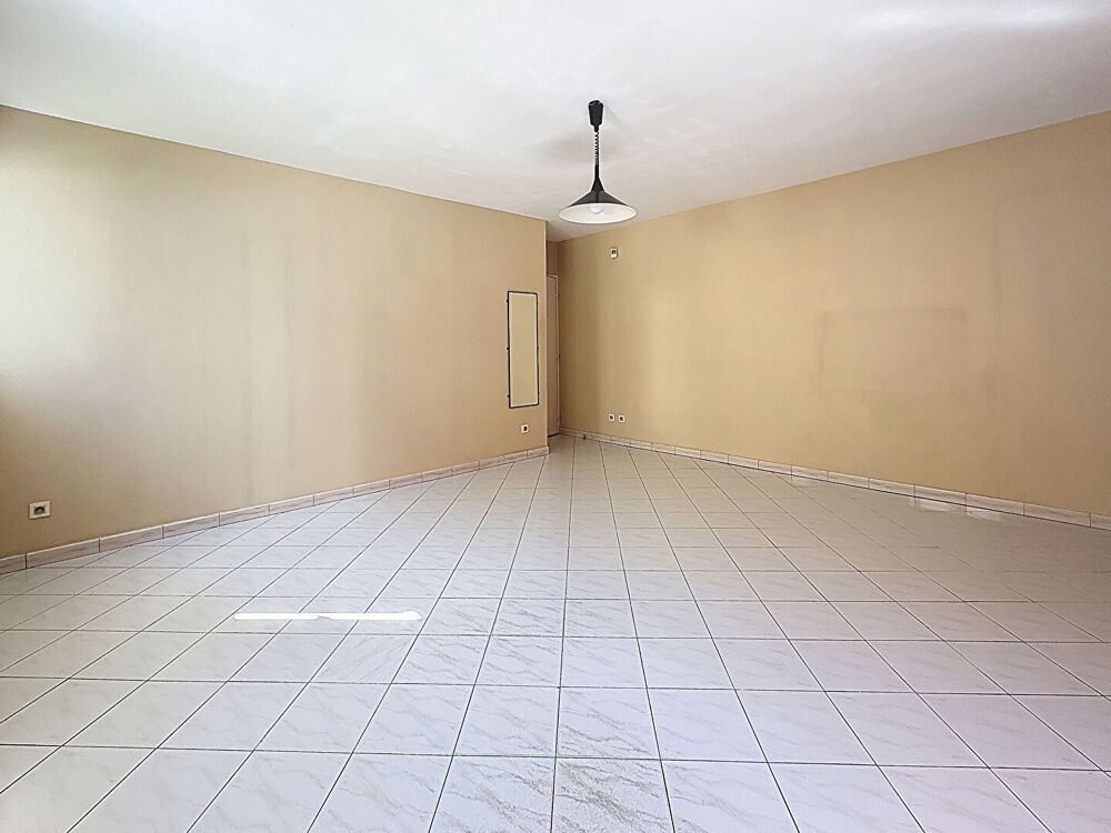 Vente Appartement Appartement 3 pièces à vendre à Lyon monplaisir, calme et lumineux idéal profession libérale. Lyon 8