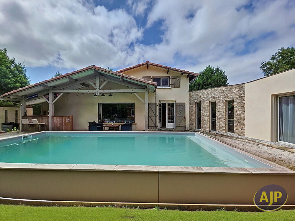 Maison T7 Parentis En Born