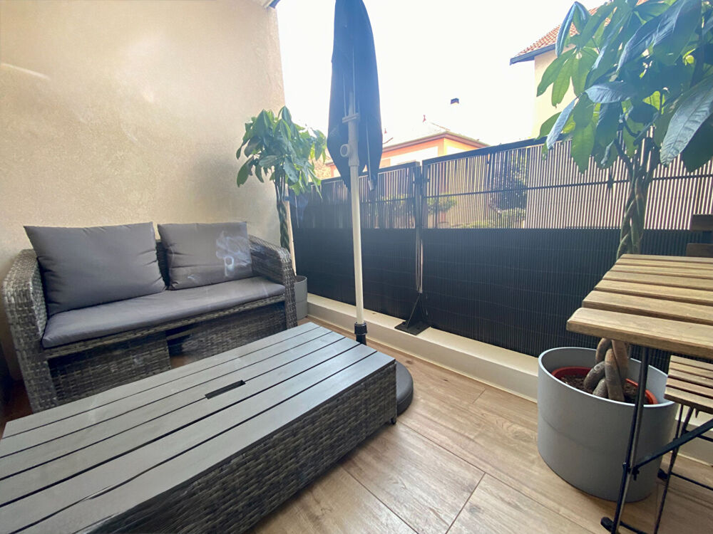 Appartement T3 60 m² balcon et garage
