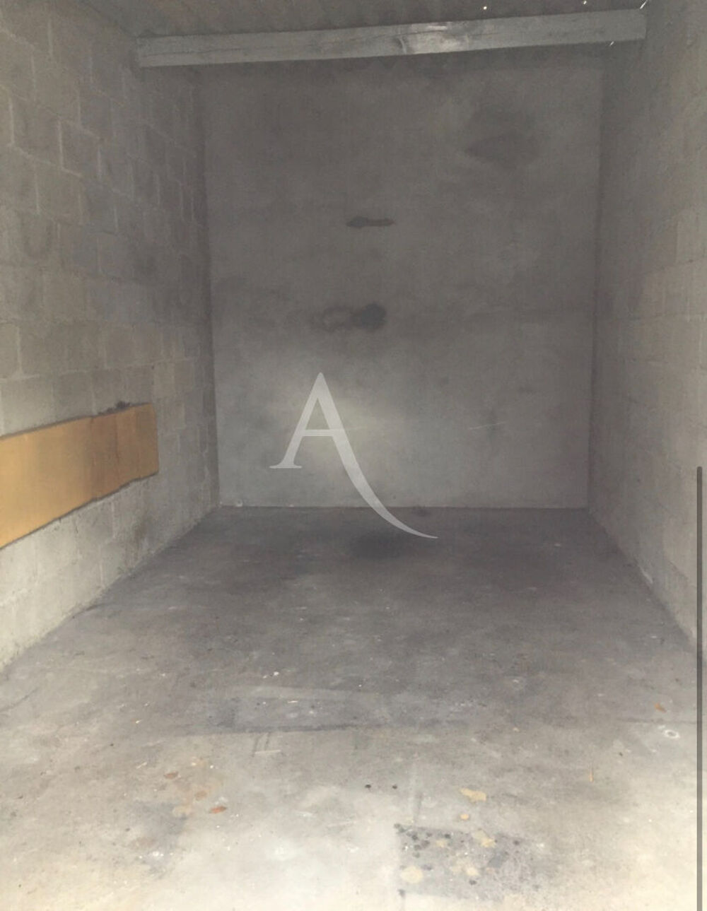 Vente Parking/Garage LA ROCHE SUR YON Parking / box  16.25 m² A VENDRE EXCLUSIVITE AMANDA La roche sur yon