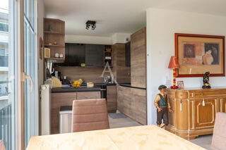  Appartement à louer 4 pièces 90 m²