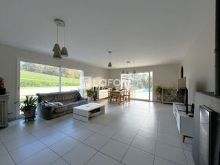  Maison  vendre 6 pices 154 m