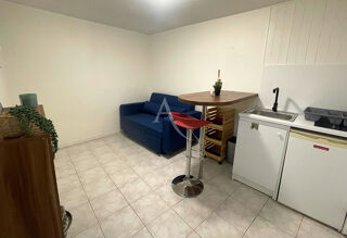  Appartement à louer 1 pièce 12 m²