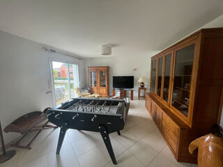  Maison à louer 7 pièces 147 m²