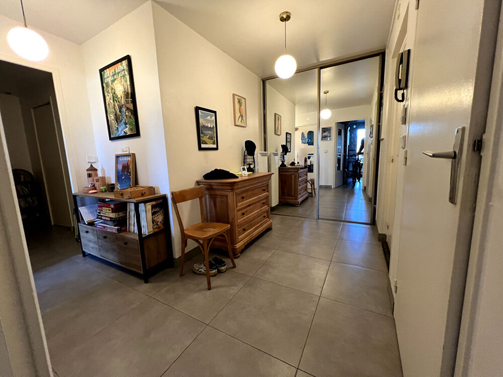 Vente Appartement Appartement Aquavert/Alaï : T3 avec Jardin de 136m² Lyon 5