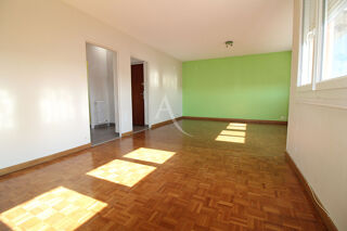  Appartement � vendre 4 pi�ces 70 m�