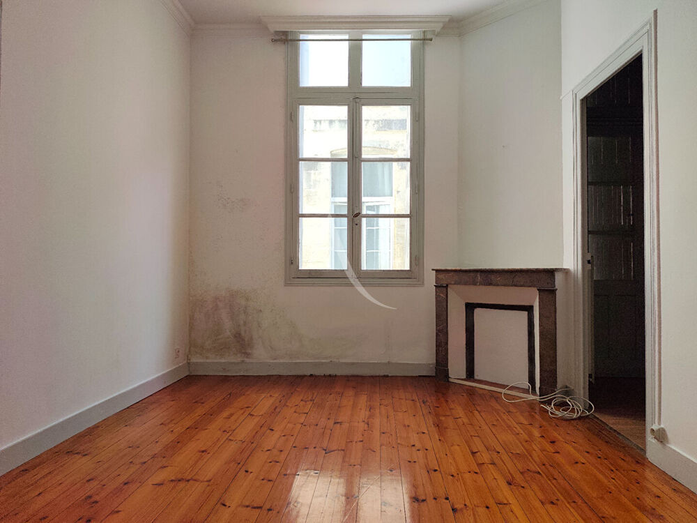 Vente Appartement SAINTES - CENTRE HISTORIQUE ? APPARTEMENT 3 PIÈCES DE 75 M² AVEC EXTÉRIEUR Saintes