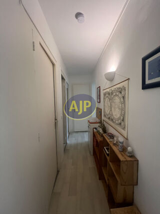  Appartement à louer 3 pièces 68 m²