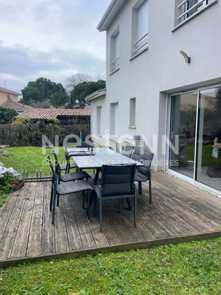  Appartement � louer 1 pi�ce 14 m�