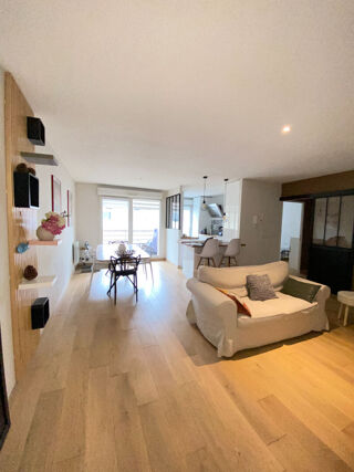  Appartement à louer 3 pièces 73 m²
