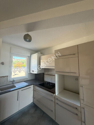  Appartement à louer 4 pièces 87 m²