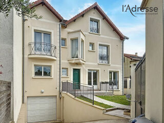  Maison  louer 5 pices 158 m