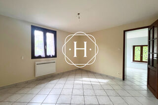  Appartement à louer 3 pièces 104 m²