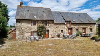  Maison à vendre 15 + pièces 260 m²