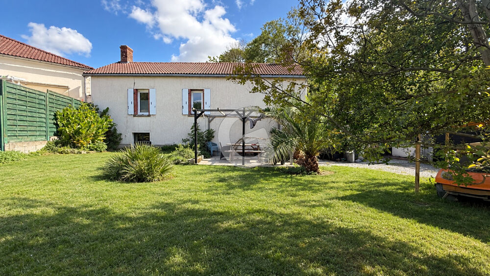 MAISON 4 PIECES- 92M²- À VENDRE À CHAMP SAINT PERE