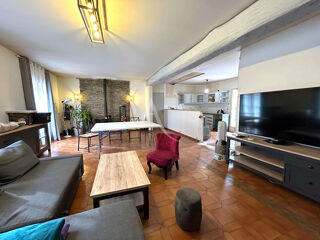  Maison à vendre 10 pièces 183 m²