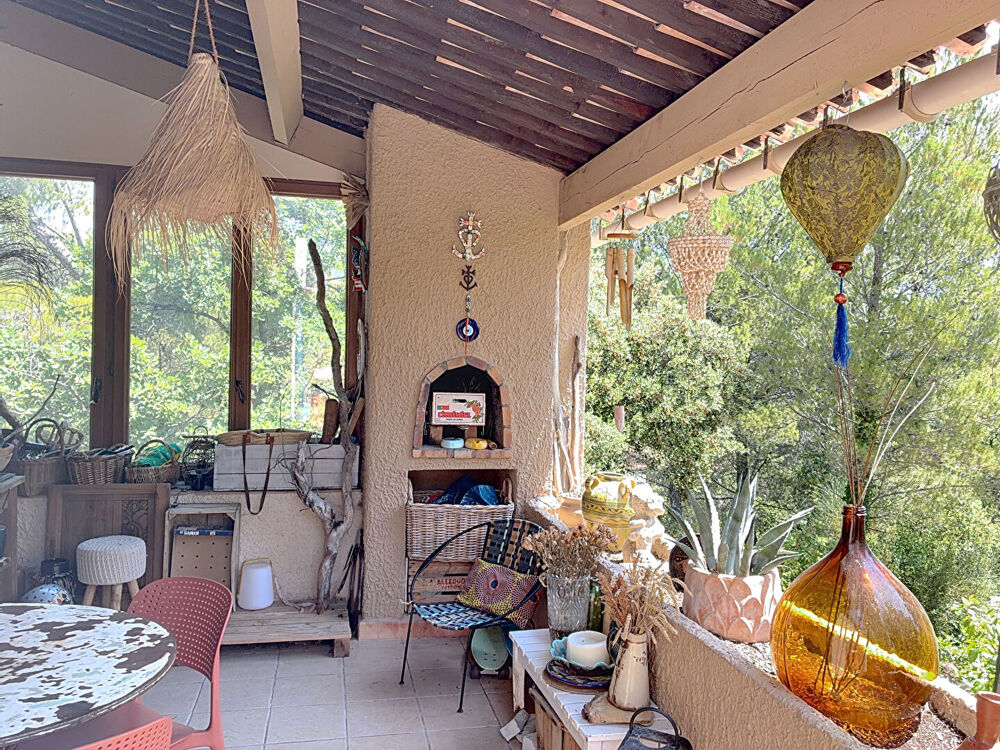 Vente Maison Maison type 5 + Piscine,  terrain 997 m2 environ Mollans sur ouveze
