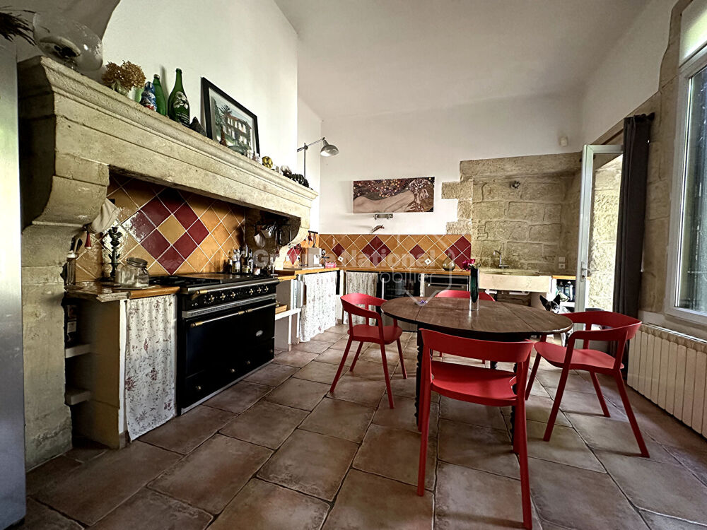 Maison de maître 5 chambres avec garage et jardin