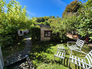  Immeuble  vendre 11 pices 275 m