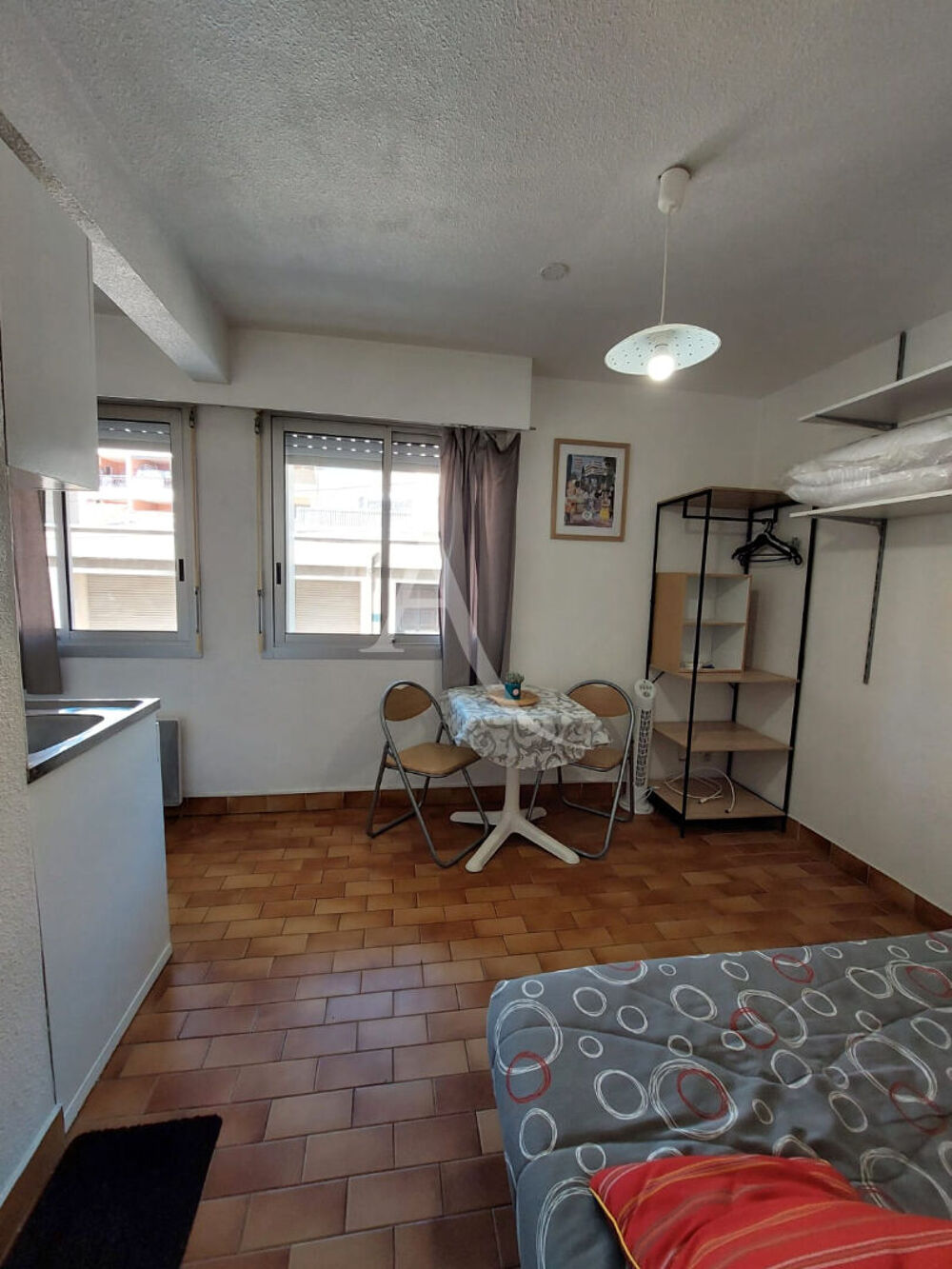 STUDIO MEUBLE ETUDIANT- CORNICHE