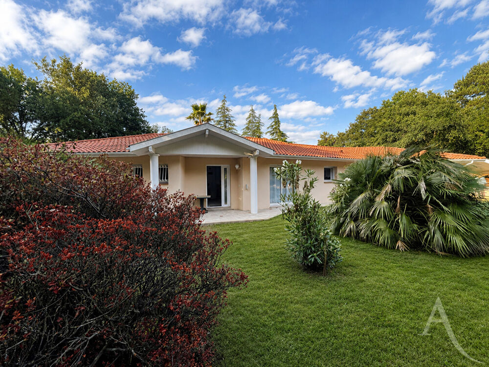 Vente Maison AZUR  Maison de 132 m² sur un parc de plus de 6 200 m² Azur