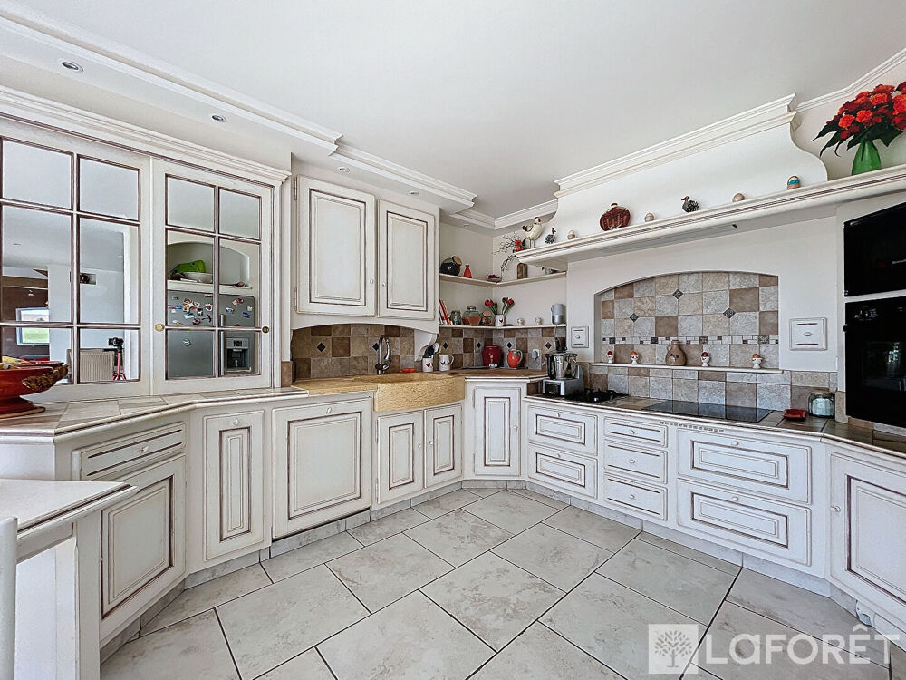 � vendre  Maison Bourgoin-Jallieu (38300)